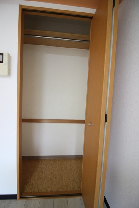 物件内観写真10　(収納)