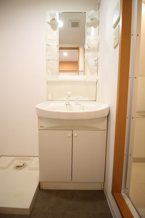 物件内観写真13　(洗面)