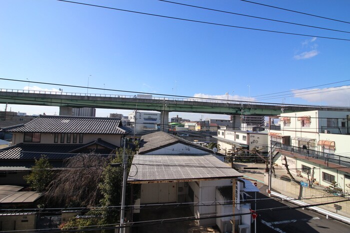 物件内観写真16　(玄関)