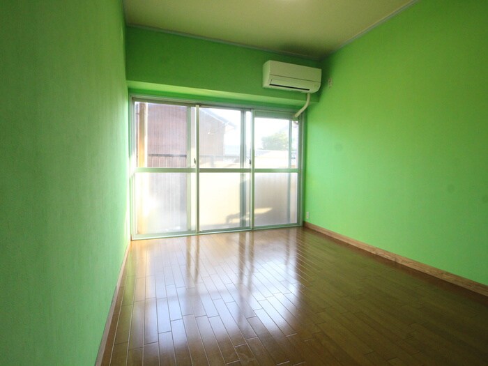 物件内観写真19　(居室)