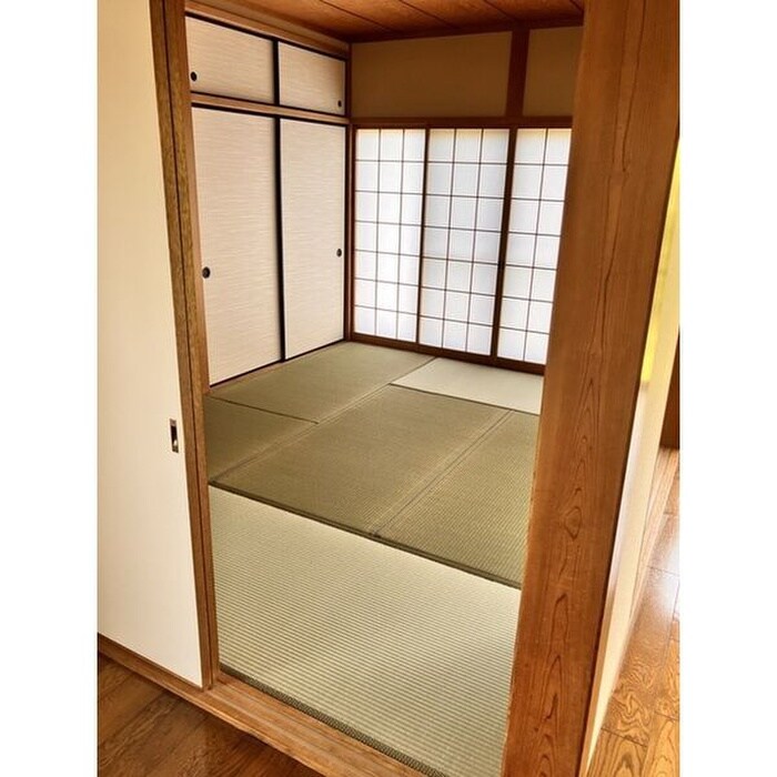 物件内観写真5　(居室)