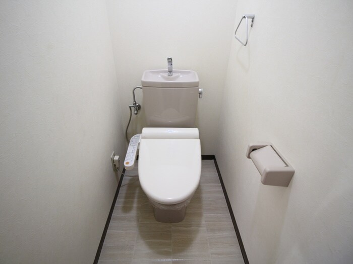 物件内観写真12　(トイレ)