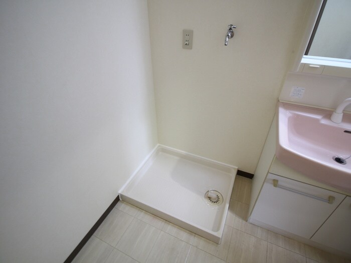 物件内観写真21　(洗濯機置場)