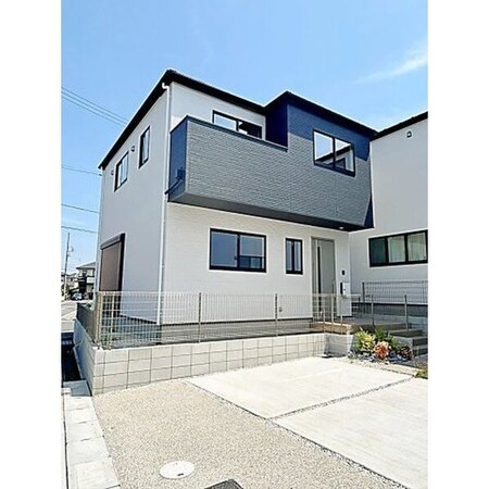 守山区桔梗平戸建外観写真