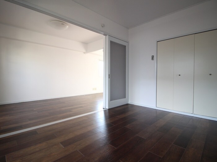 物件内観写真18　(居室)