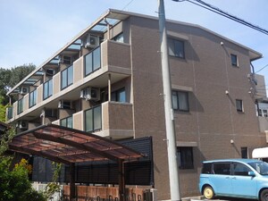 春里壱番館外観写真