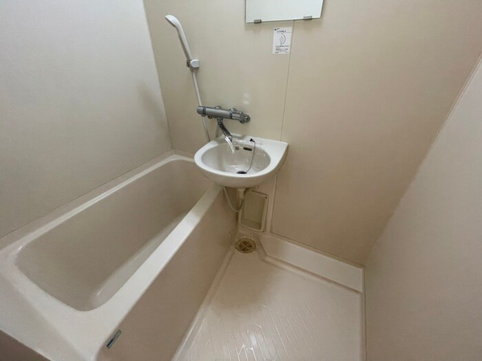 物件内観写真11　(バス／シャワールーム等)