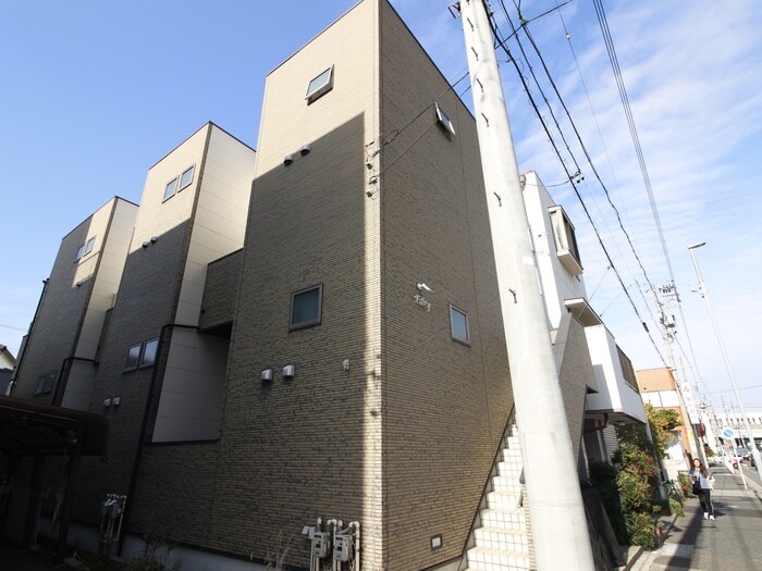 物件外観写真4　(外観写真)