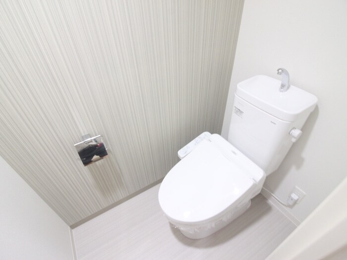 物件内観写真13　(トイレ)