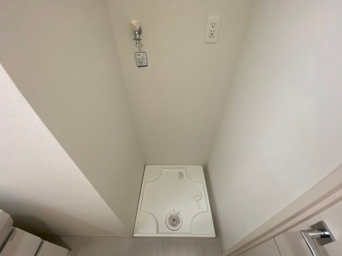 物件内観写真13　(洗濯機置場)