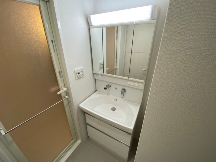 物件内観写真14　(洗面)