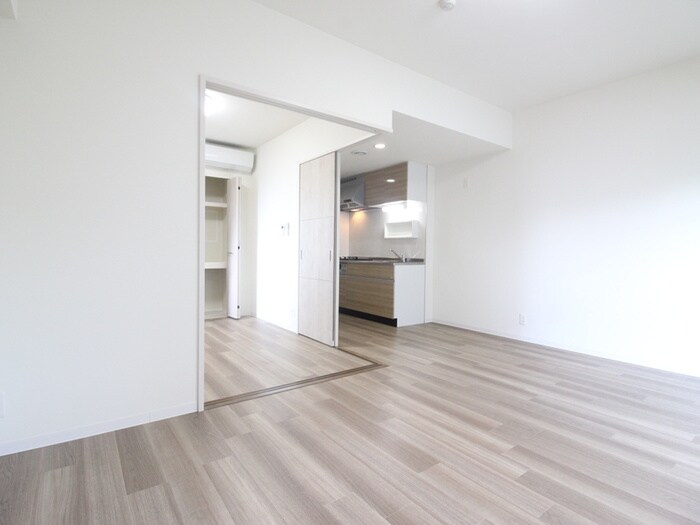 物件内観写真16　(居室)