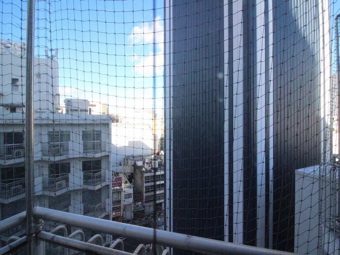 物件内観写真21　(室内からの展望)