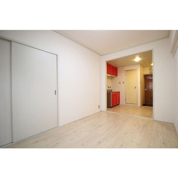 物件内観写真4　(居室)