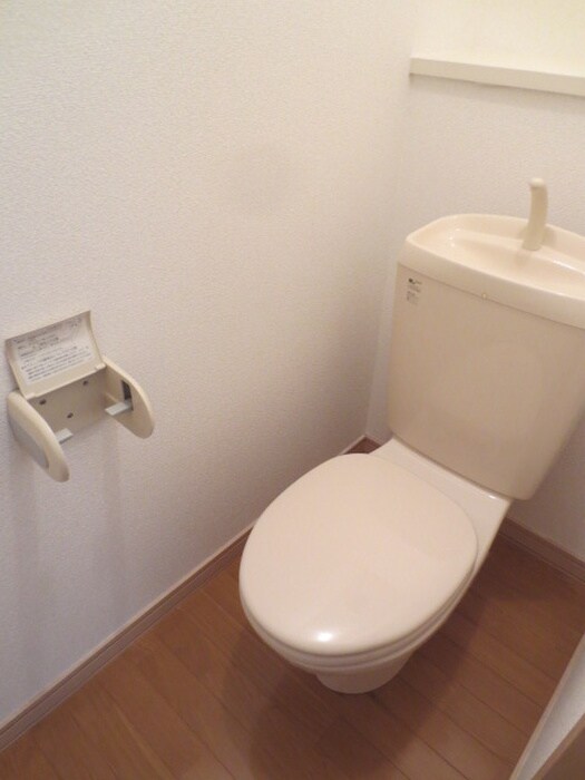 物件内観写真14　(トイレ)