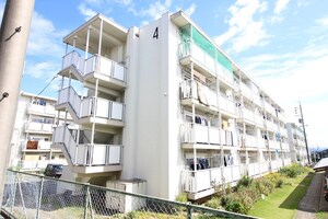 ビレッジハウス若林4号棟外観写真