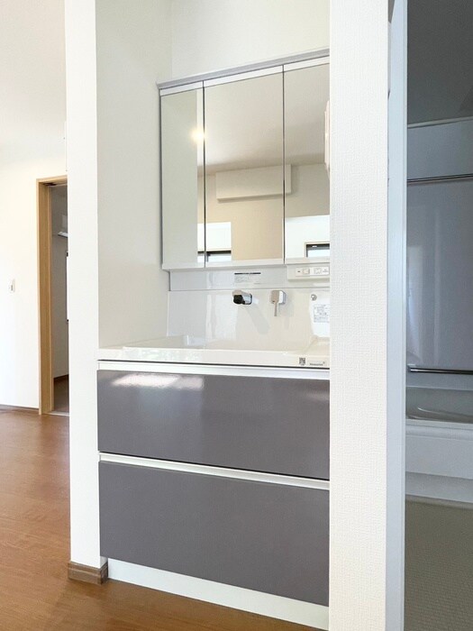 物件内観写真2　(洗面)