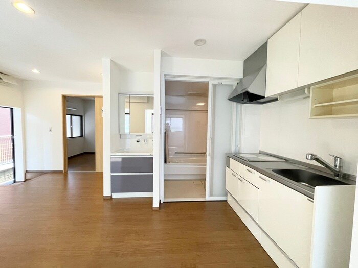 物件内観写真5　(居室)