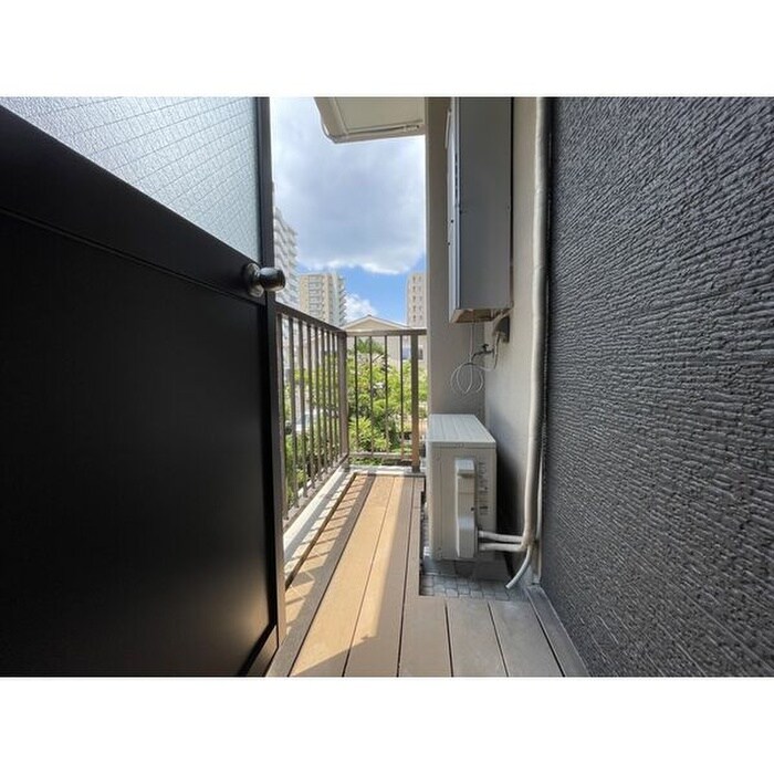 物件内観写真8　(ベランダ・バルコニー)