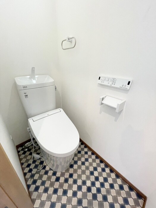 物件内観写真10　(トイレ)