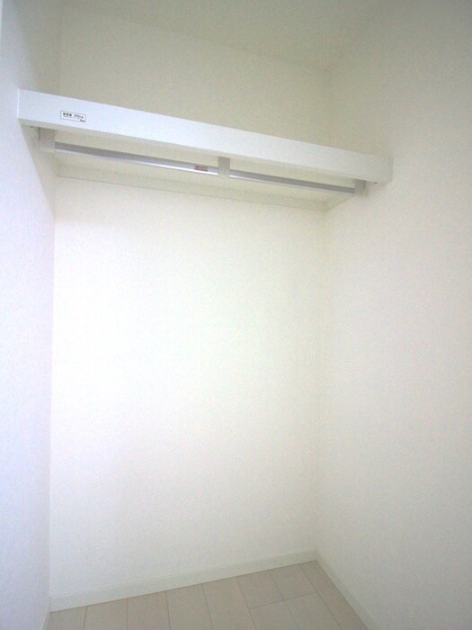 物件内観写真9　(収納)