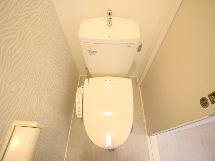 物件内観写真12　(トイレ)