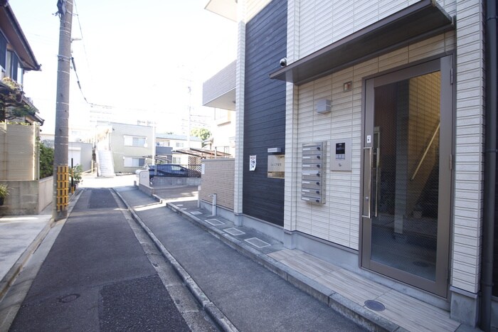 物件外観写真3　(周辺環境)