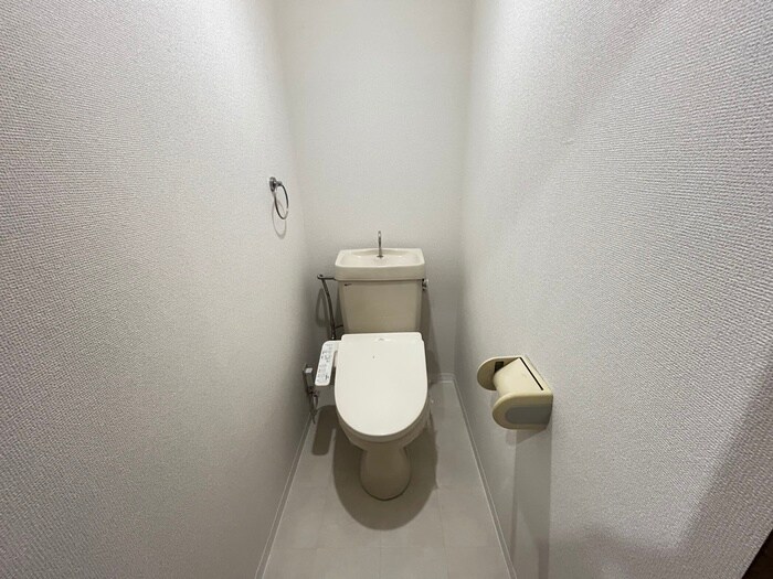 物件内観写真11　(トイレ)