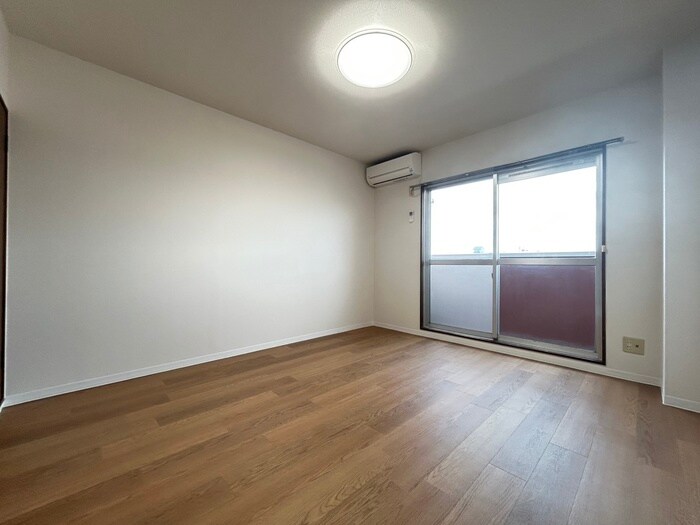 物件内観写真19　(居室)