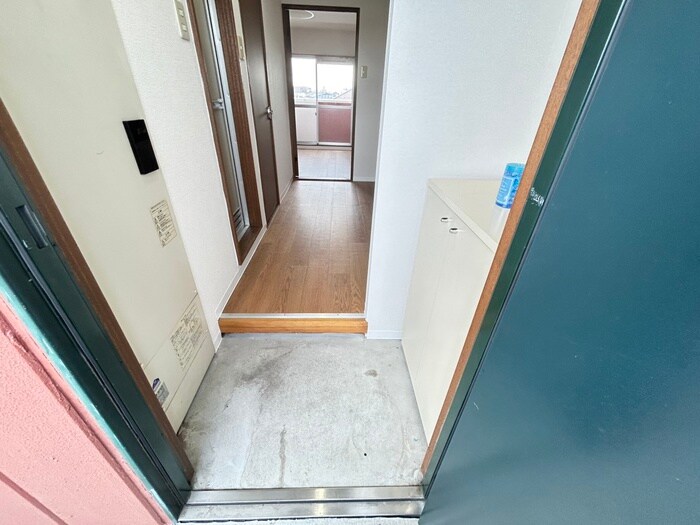 物件内観写真20　(玄関)