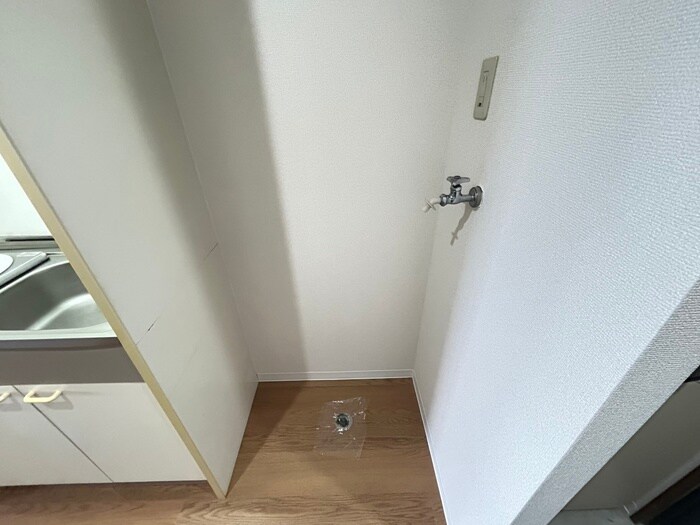 物件内観写真22　(洗濯機置場)