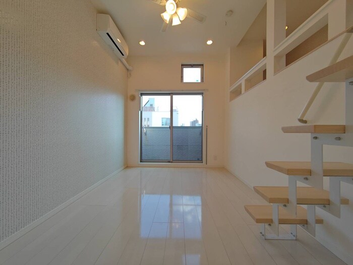 物件内観写真8　(居室)