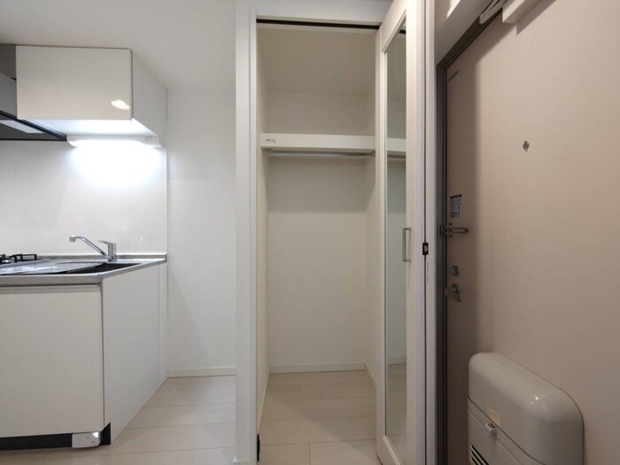 物件内観写真11　(収納)