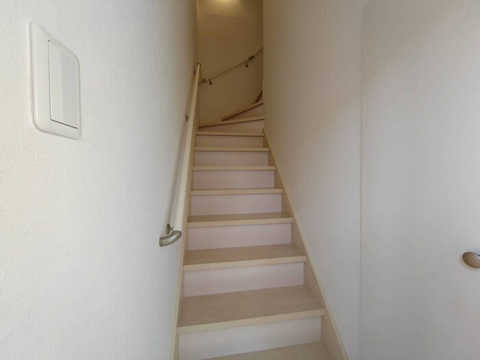 物件内観写真17　(廊下)