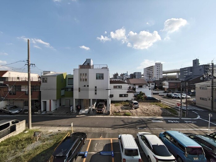 物件内観写真20　(室内からの展望)