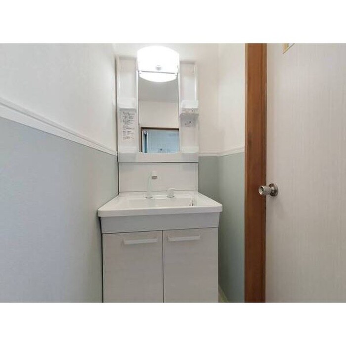 物件内観写真5　(洗面)