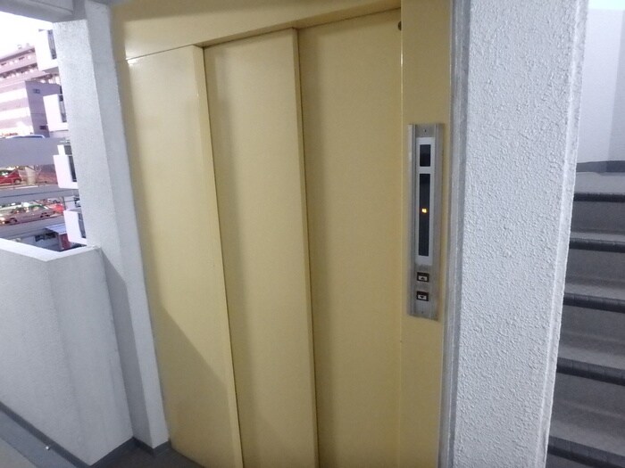 物件外観写真4　(建物設備)