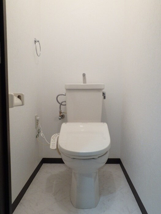 物件内観写真12　(トイレ)