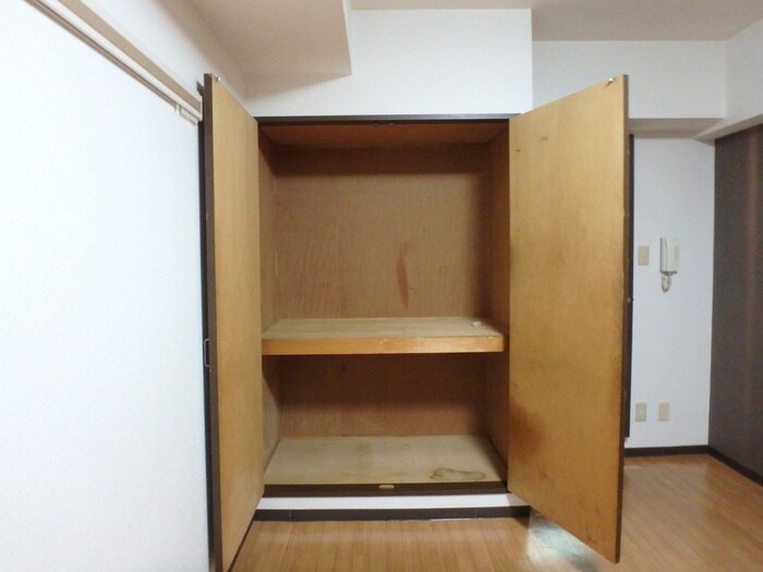 物件内観写真19　(収納)