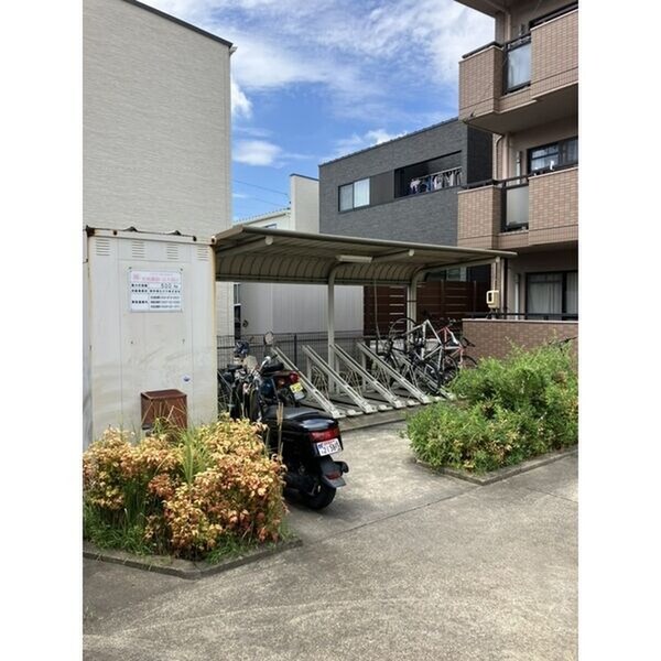 駐輪場