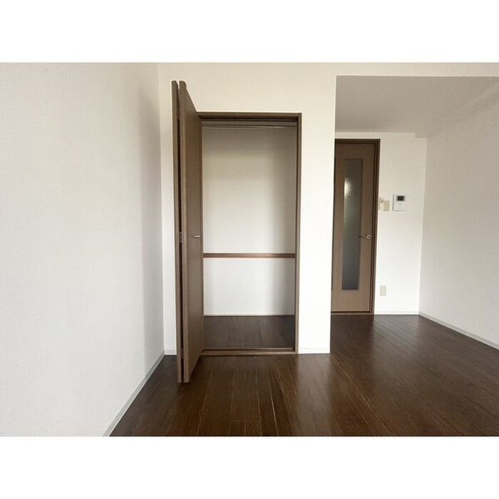 物件内観写真9　(収納)