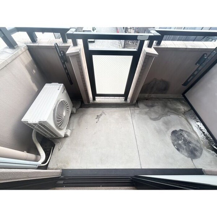 物件内観写真10　(ベランダ・バルコニー)