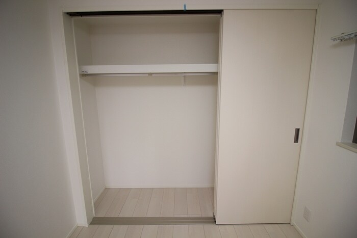 物件内観写真15　(収納)