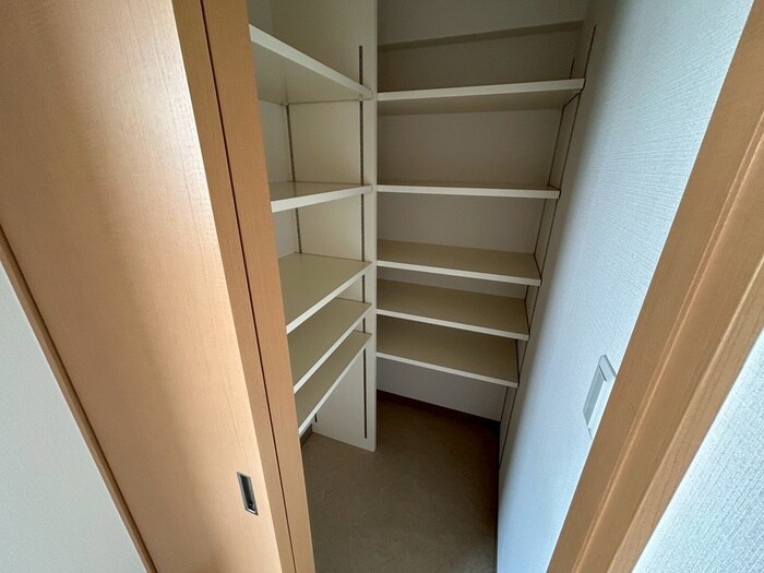 物件内観写真21　(靴箱)