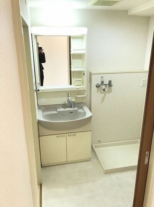 物件内観写真11　(洗面)