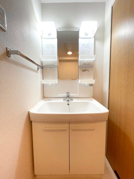 物件内観写真13　(洗面)