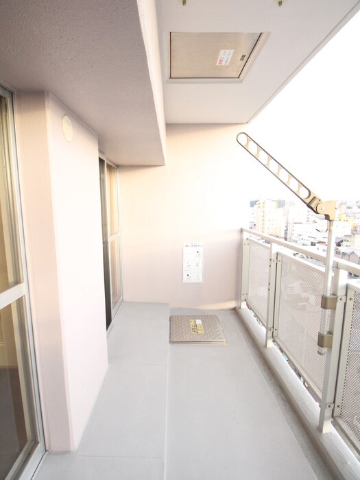 物件内観写真16　(ベランダ・バルコニー)