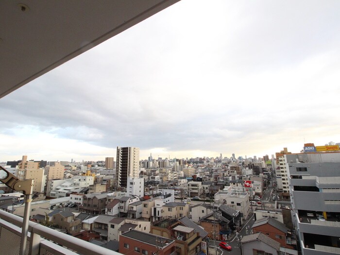 物件内観写真17　(室内からの展望)