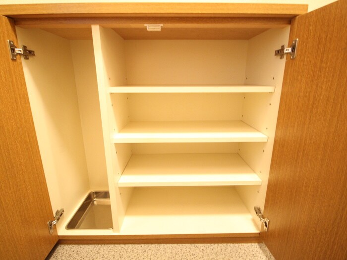 物件内観写真18　(靴箱)