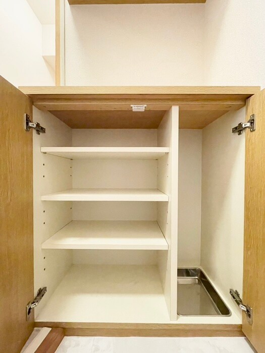物件内観写真18　(靴箱)